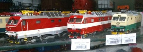 ACME elektrická lokomotíva rady 350 ZSSK